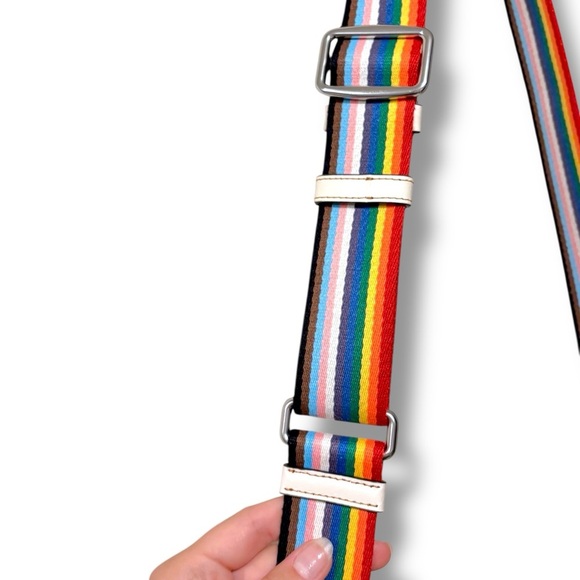 NWOT Coach Jamie Leather Camera Bag Rainbow Signature Canvas Silver/Chalk Multi - Picture 8 of 15